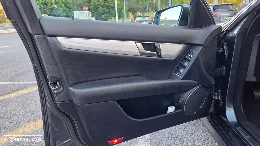 Mercedes-Benz C 220 CDi Avantgarde BE - 29