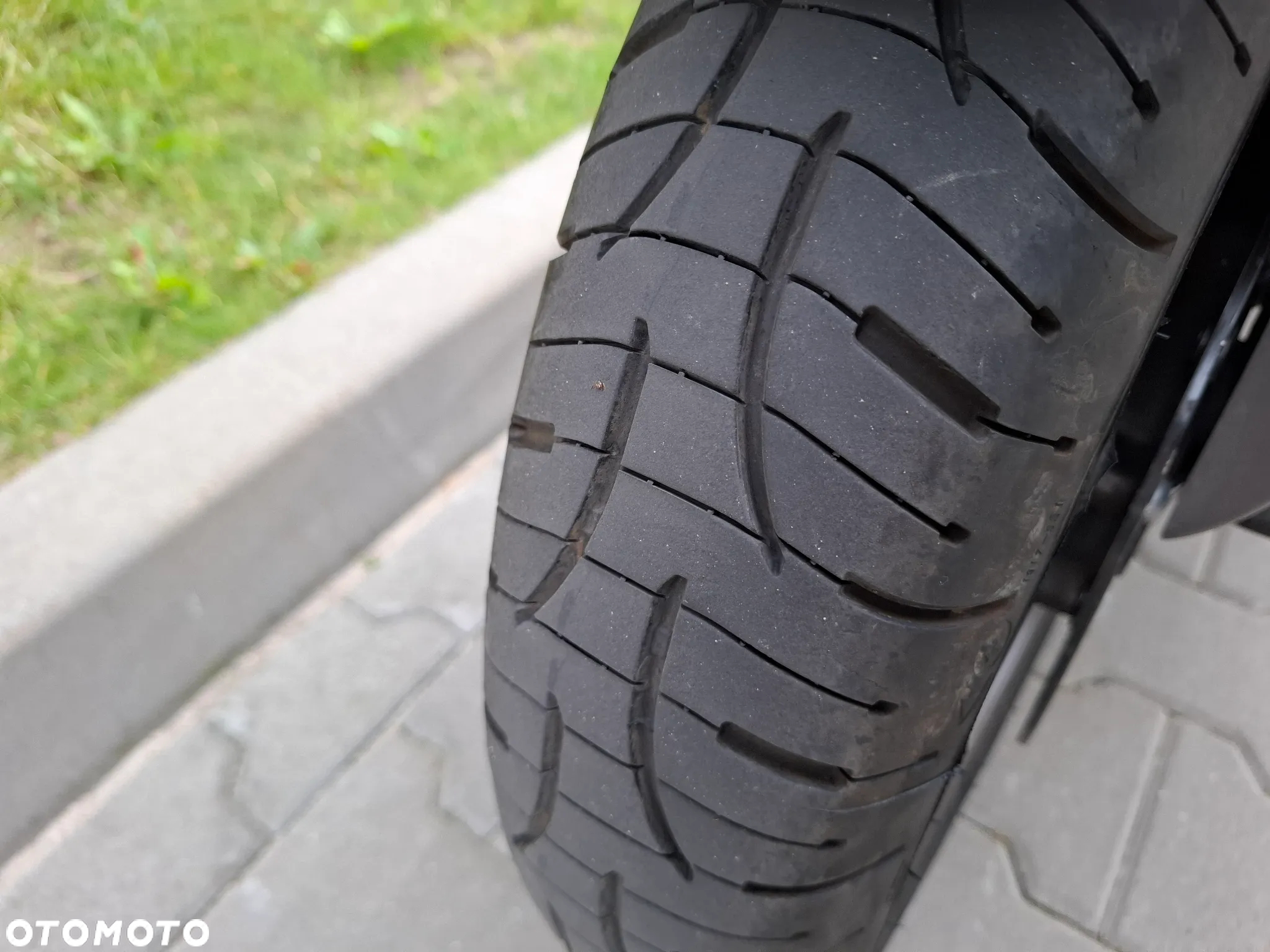 Yamaha Tmax - 10