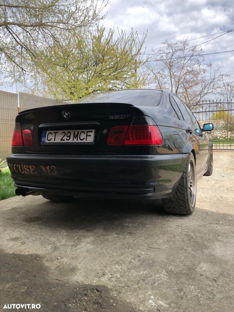 BMW Seria 3 320i - 6