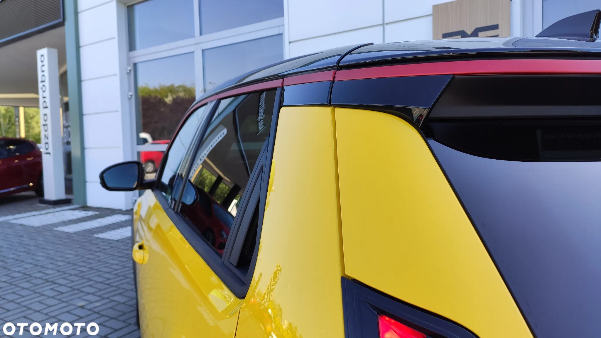 Renault 5 52kWh Comfort Range Techno - 10