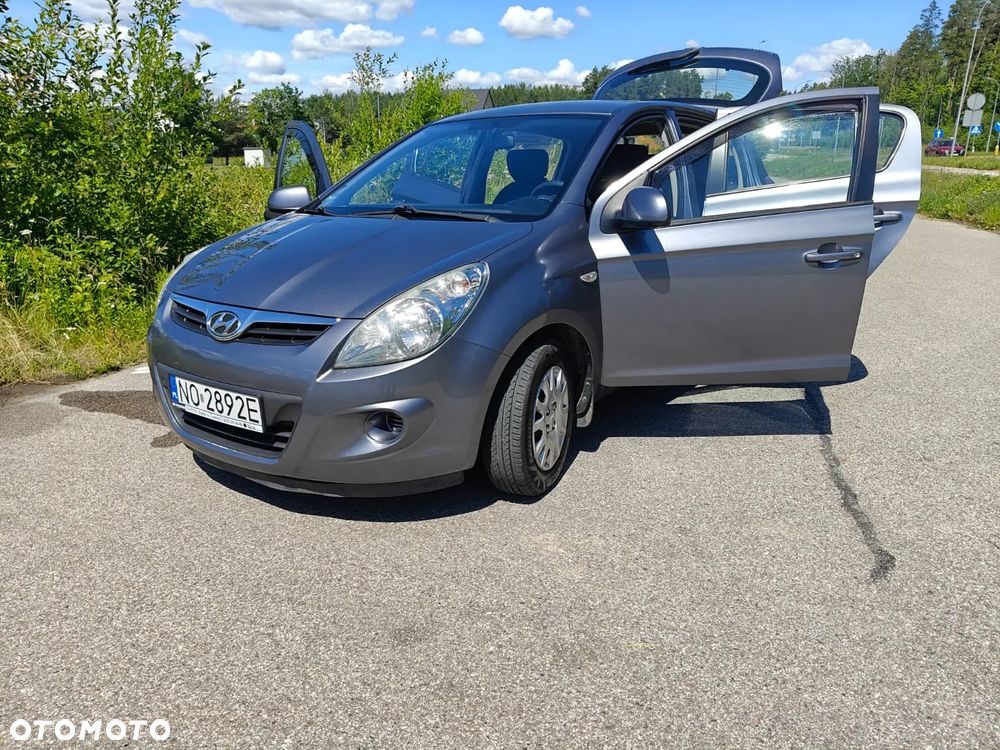 Hyundai i20 - 15