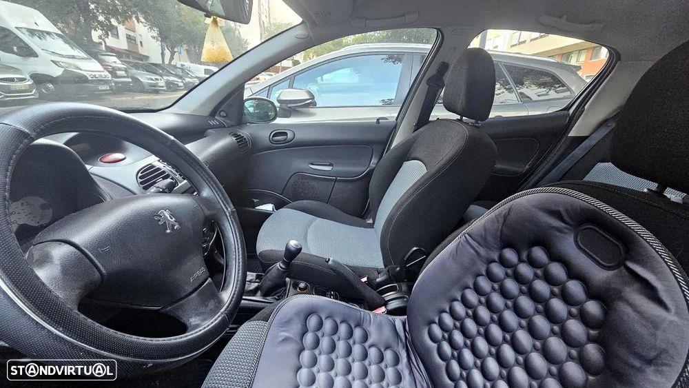 Peugeot 206 - 3