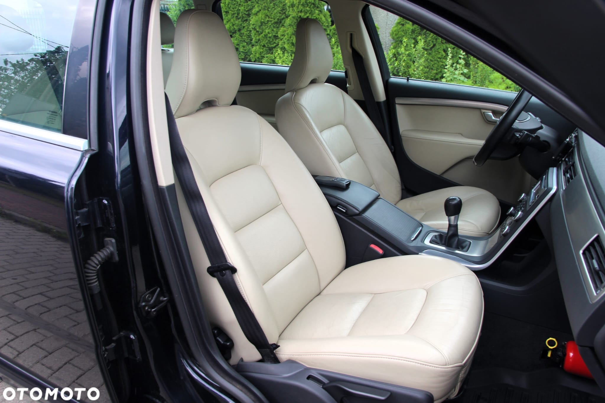 Volvo V70 1.6D DRIVe Momentum - 30