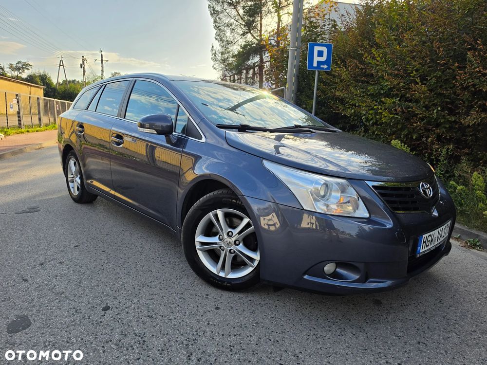 Toyota Avensis 1.8 Comfort - 13
