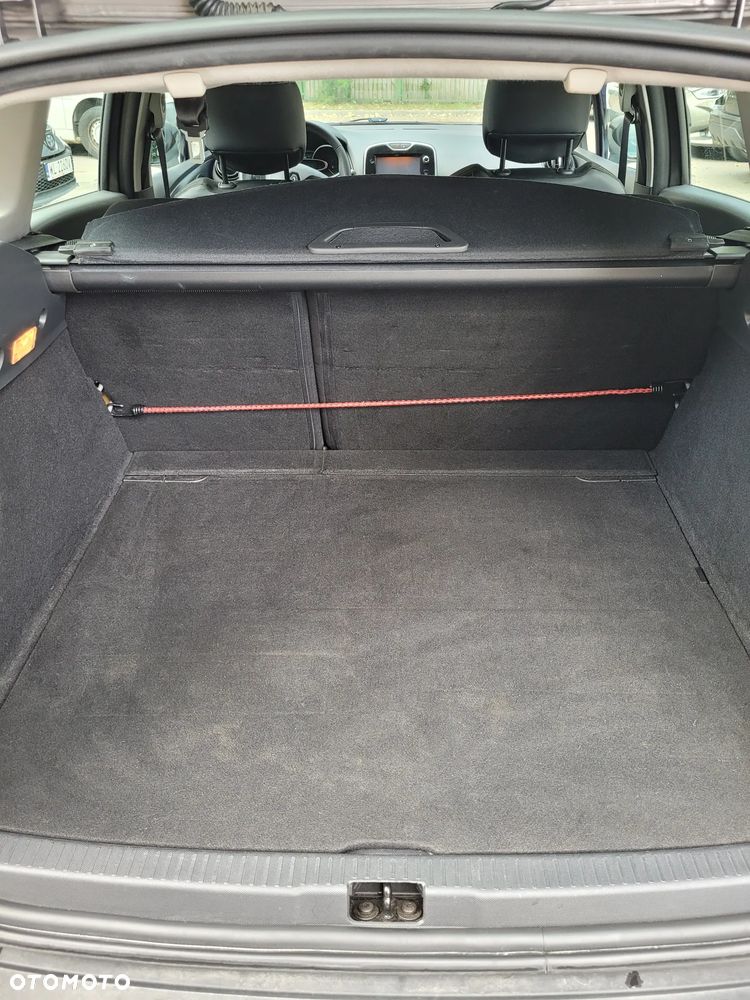 Renault Clio - 10
