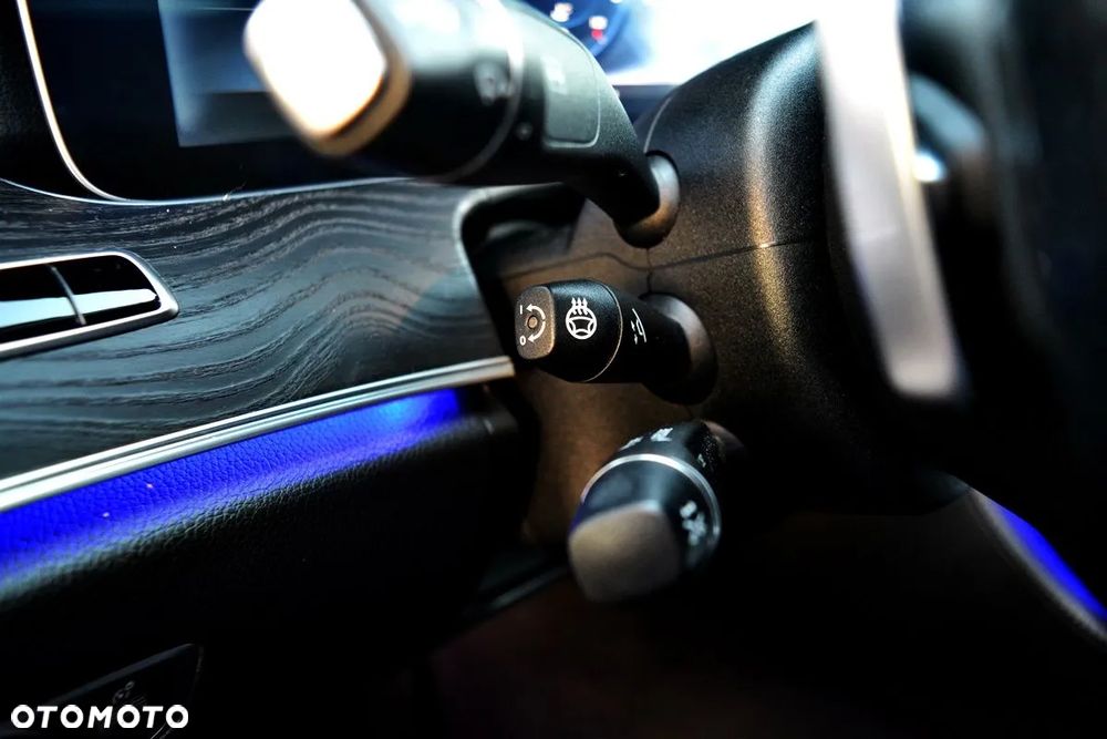 Mercedes-Benz Klasa E 250 9G-TRONIC AMG Line - 11