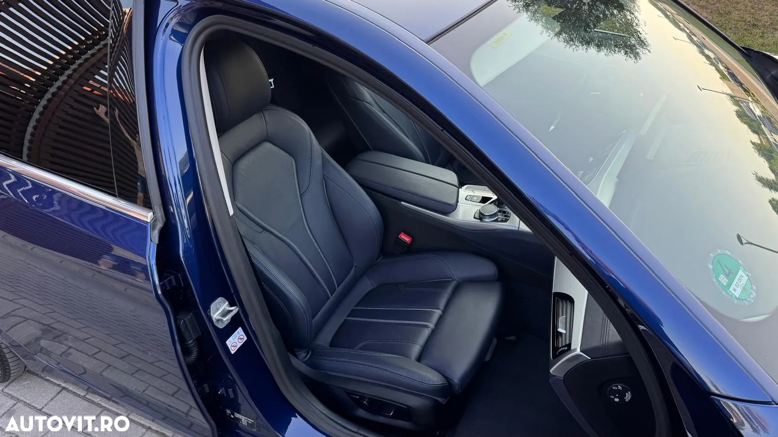 BMW Seria 5 520d Touring Aut. Luxury Line - 19