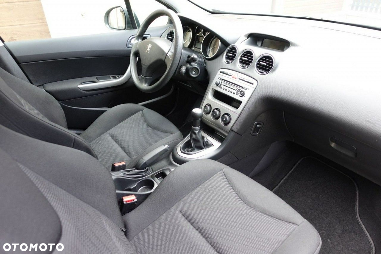 Peugeot 308 - 13