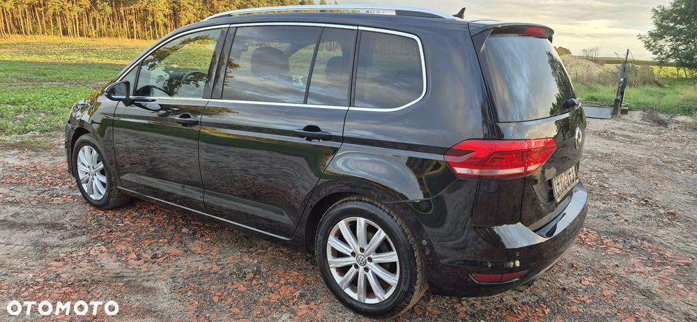 Volkswagen Touran - 3