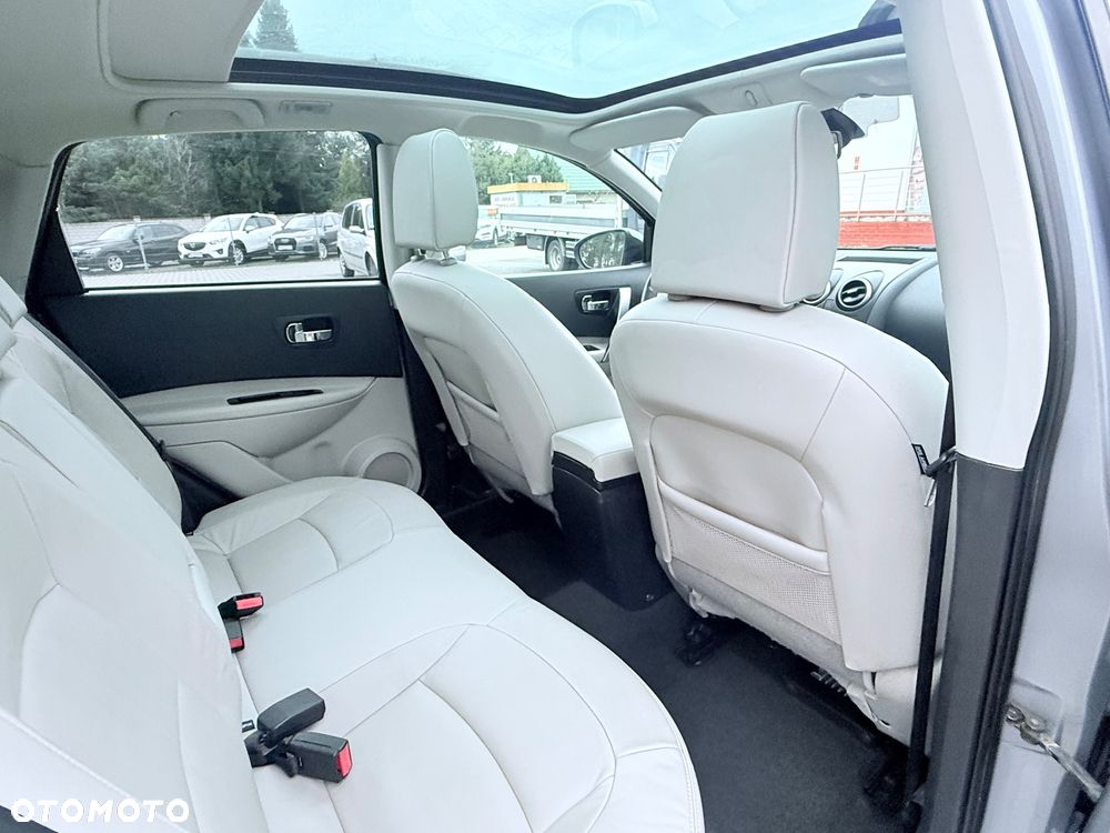 Nissan Qashqai 2.0 dCi 4 x 4 DPF tekna - 4