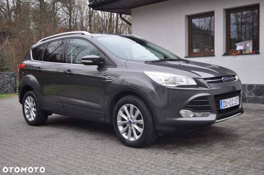 Ford Kuga 2.0 TDCi 2x4 Titanium - 14