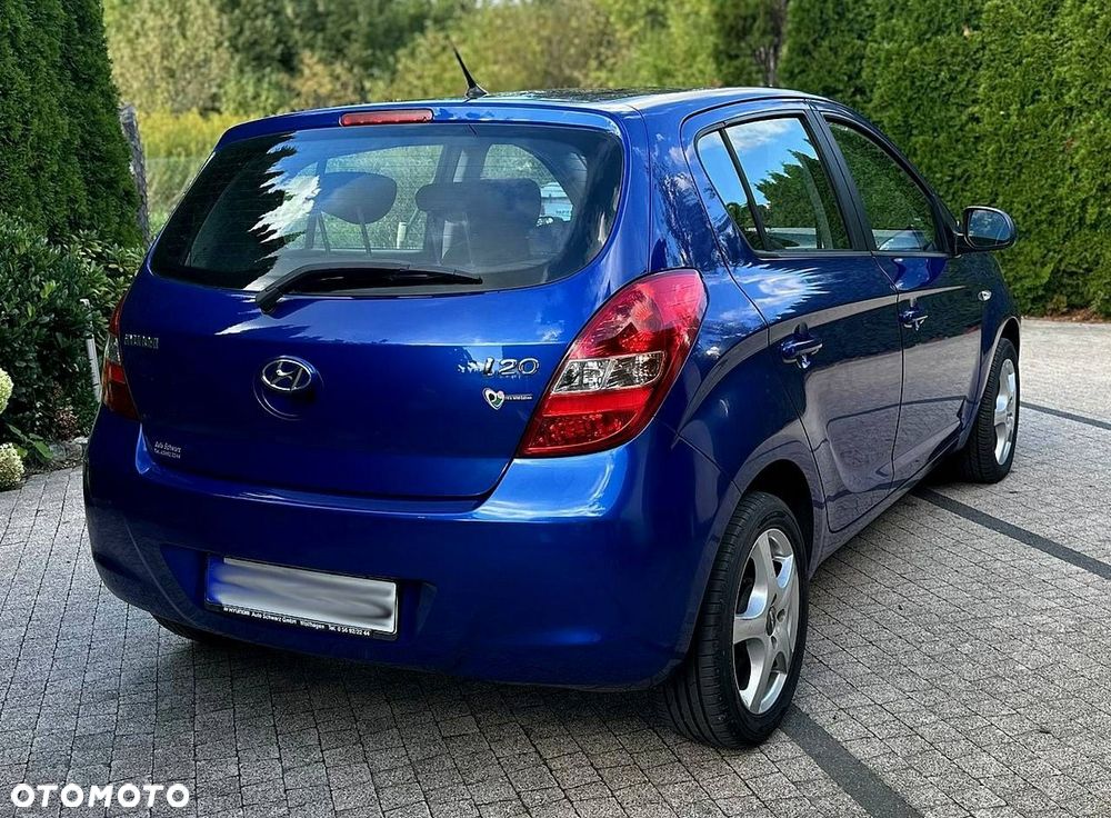 Hyundai i20 1.2 UEFA EURO 2012 Edition - 19