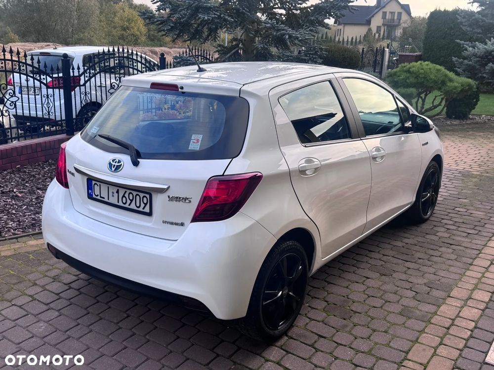Toyota Yaris - 6