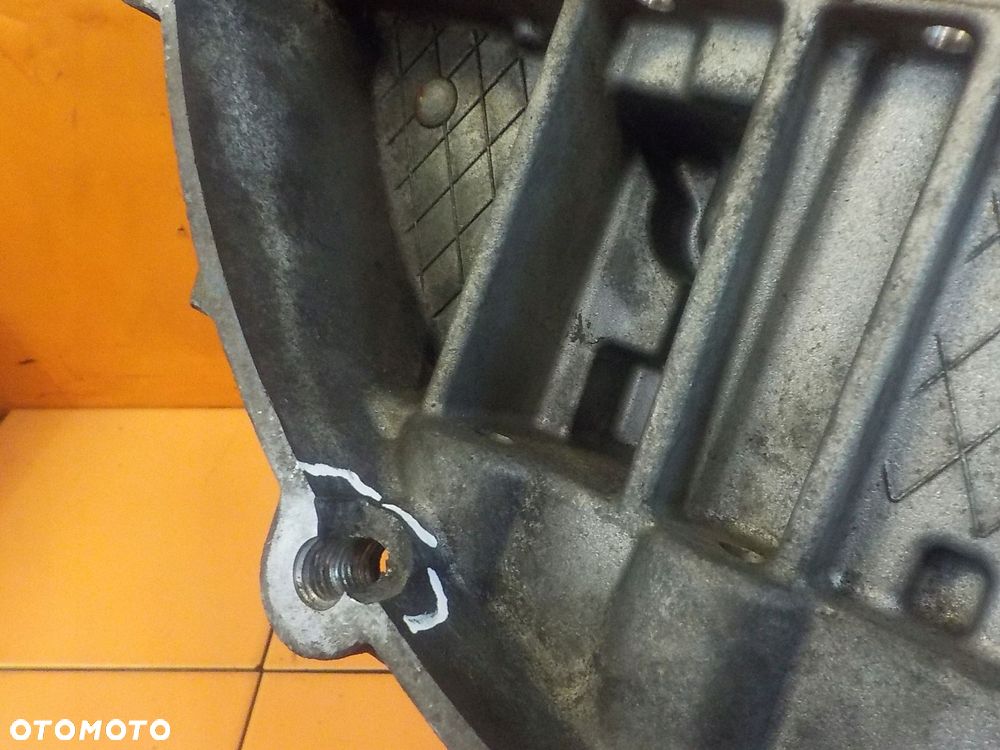 RANGE ROVER SPORT 2.7 TDV6 09r 190KM miska oleju czesc gorna 4H2Q-6J9004-FB - 3