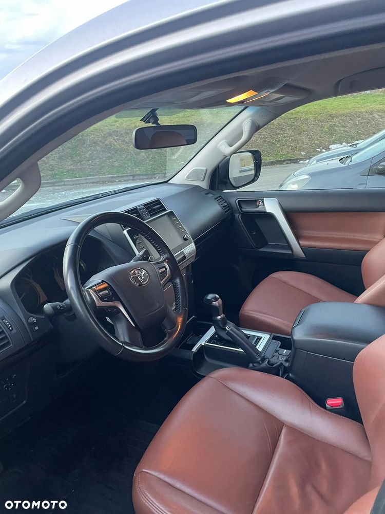 Toyota Land Cruiser 2.8 D-4D Automatik - 12