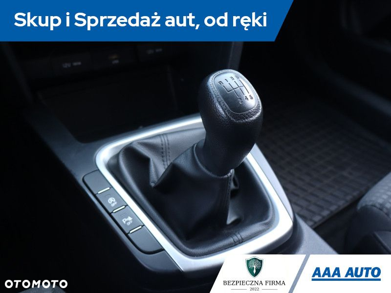 Kia Ceed - 14
