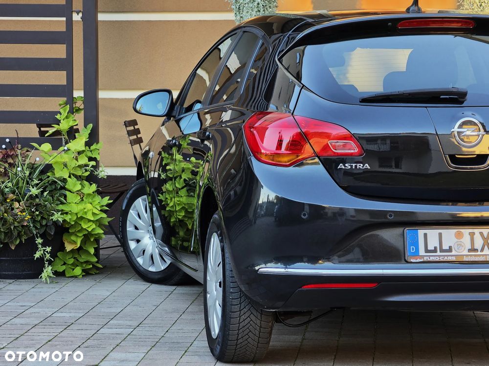 Opel Astra 1.4 T Cosmo EU6 - 28