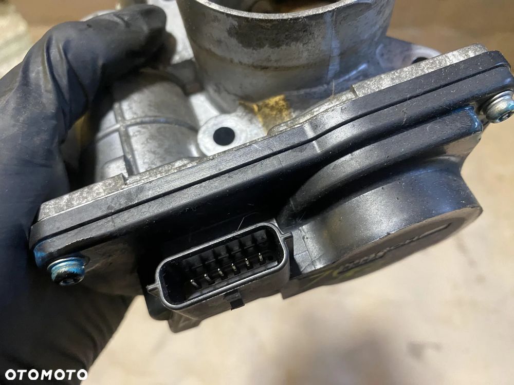 Przepustnica Hitachi Nissan Juke 1.6 benzyna - 4