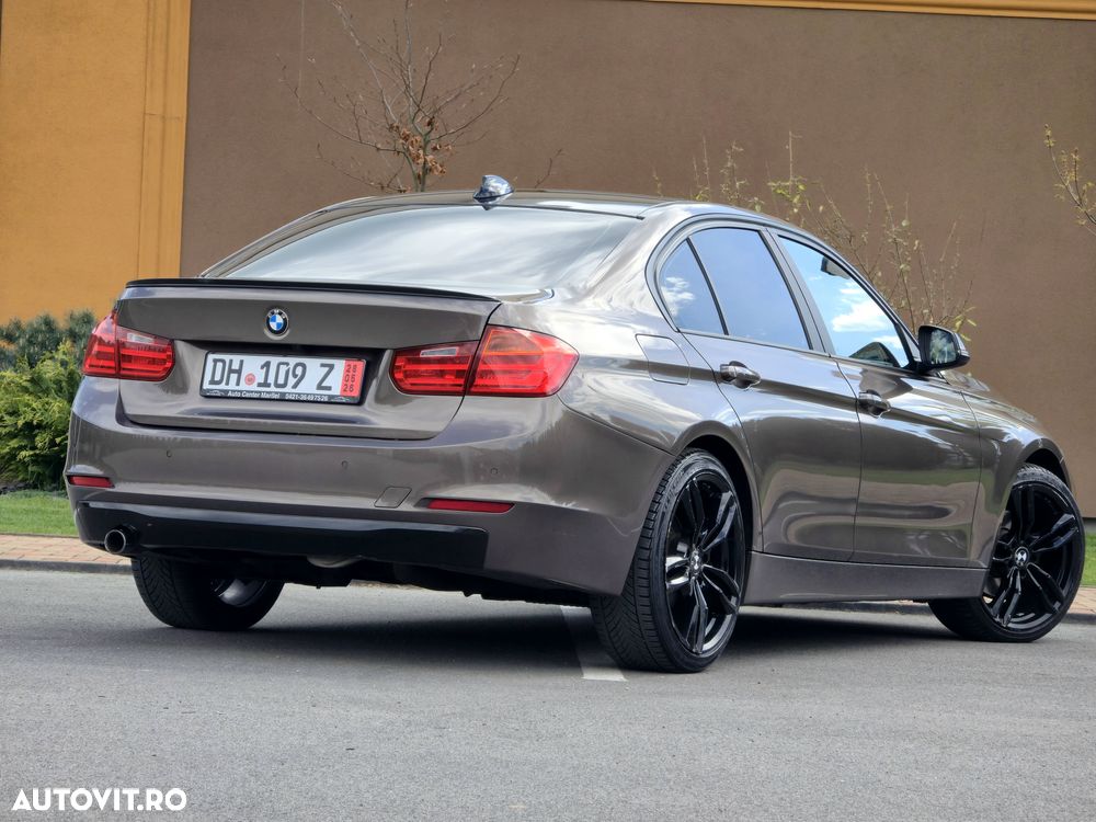 BMW Seria 3 320d Aut. Blue Performance Sport Line - 3