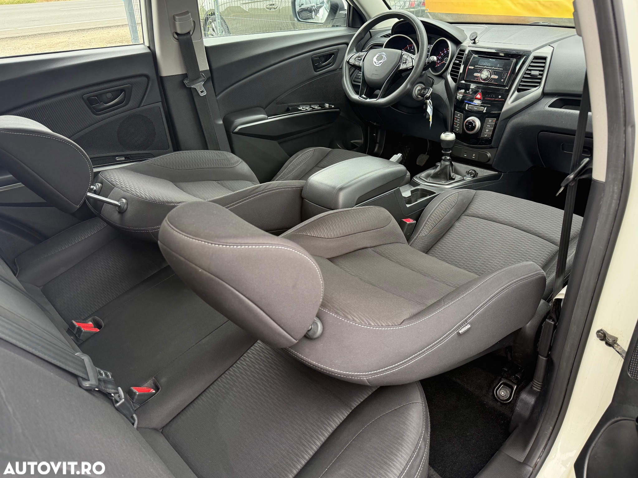 SsangYong XLV 1.6 e-XGI STD Plus - 19
