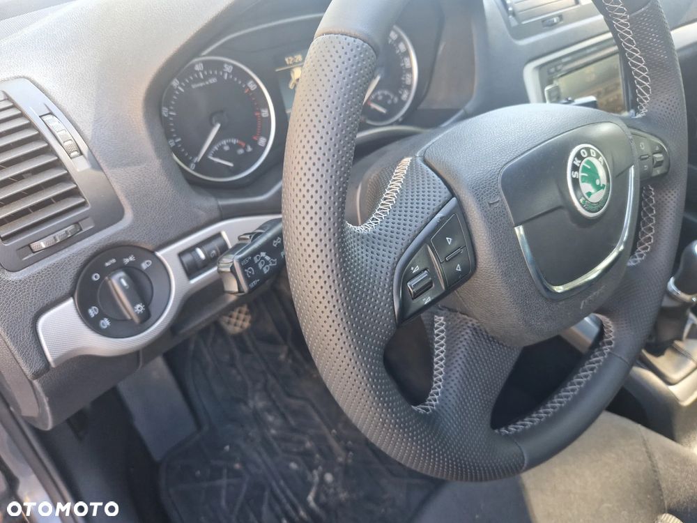 Skoda Octavia 1.8 T FSI Elegance - 15