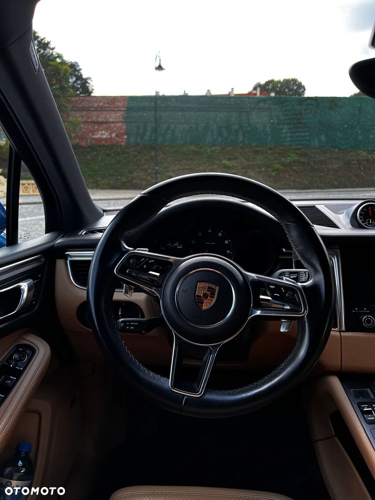 Porsche Macan Standard - 16