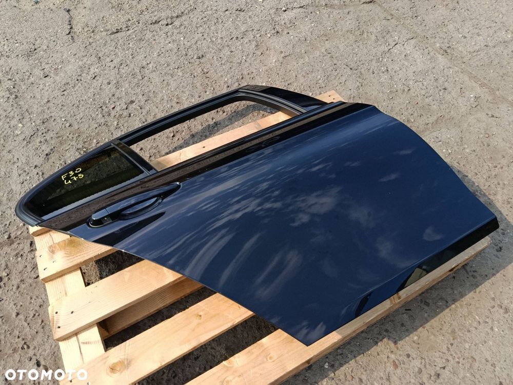 BMW F30 PRAWE TYLNE DRZWI 475 - 2