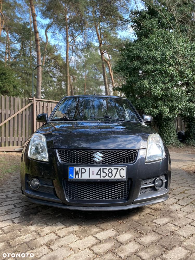 Suzuki Swift - 4