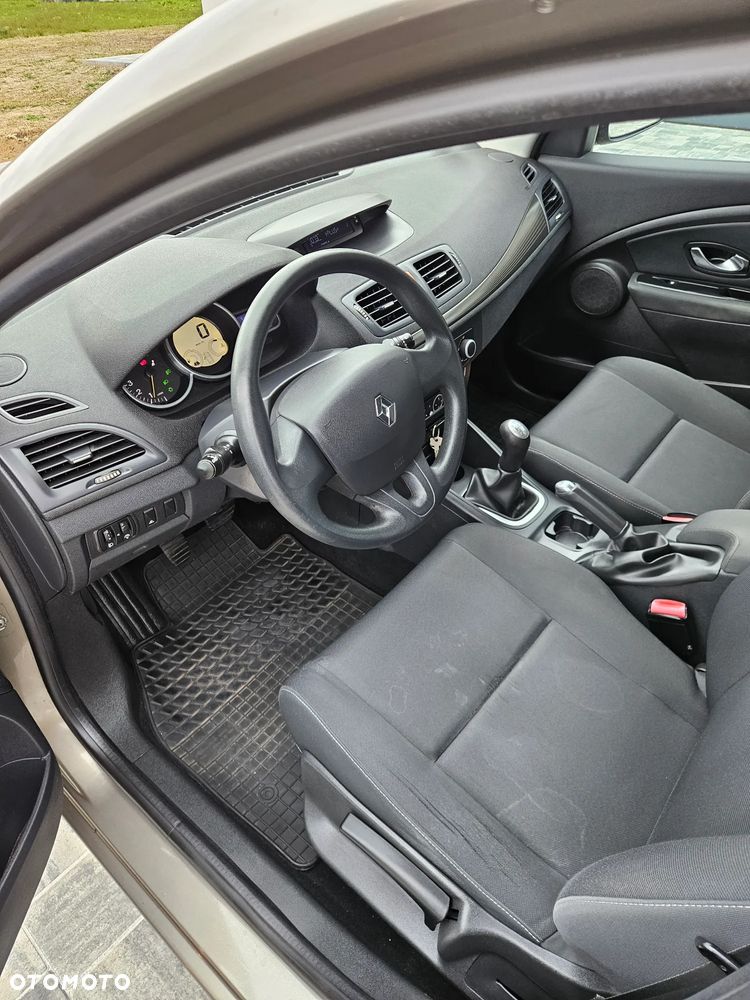 Renault Megane 1.6 16V 100 Authentique - 12