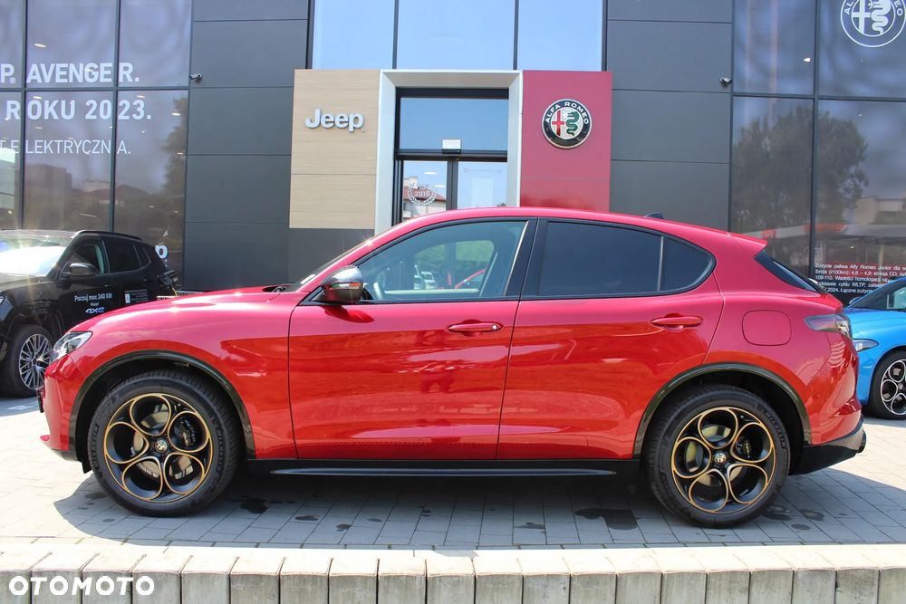 Alfa Romeo Stelvio - 2