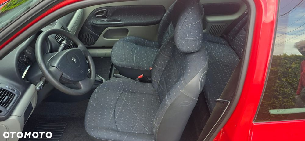 Renault Clio 1.2 Authentique - 8