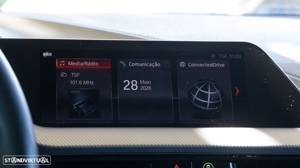 BMW 116 d Pack Desportivo M - 7