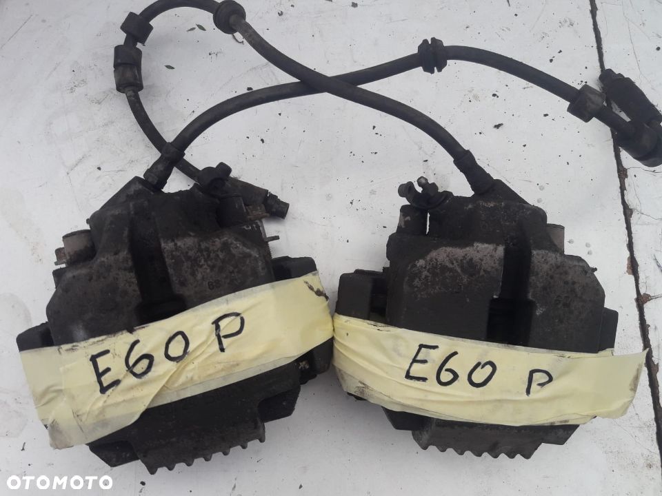 ZACISK HAMULCOWY PRAWY LEWY PRZÓD E60 BMW - 1
