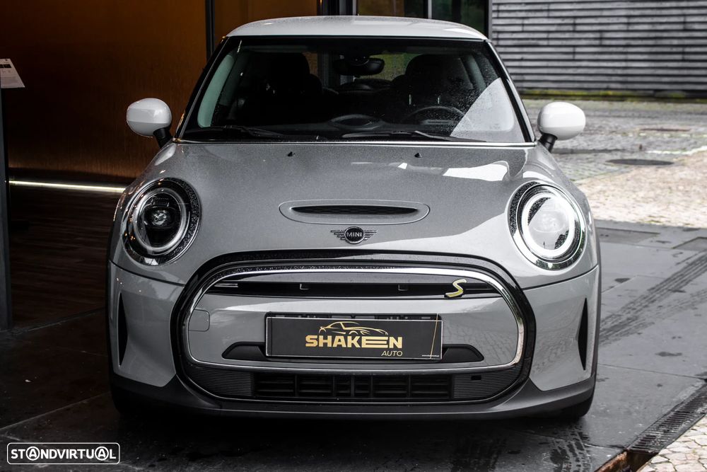 MINI 3 Portas Cooper SE Essential - 2