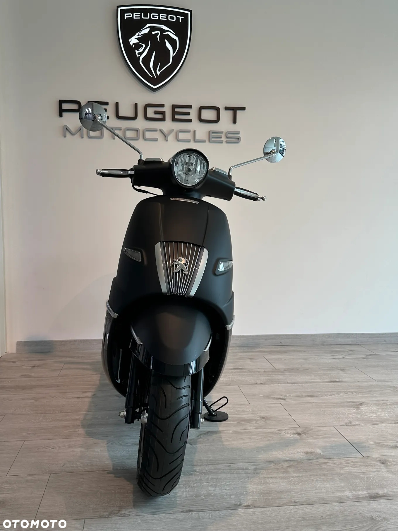 Peugeot Django - 2