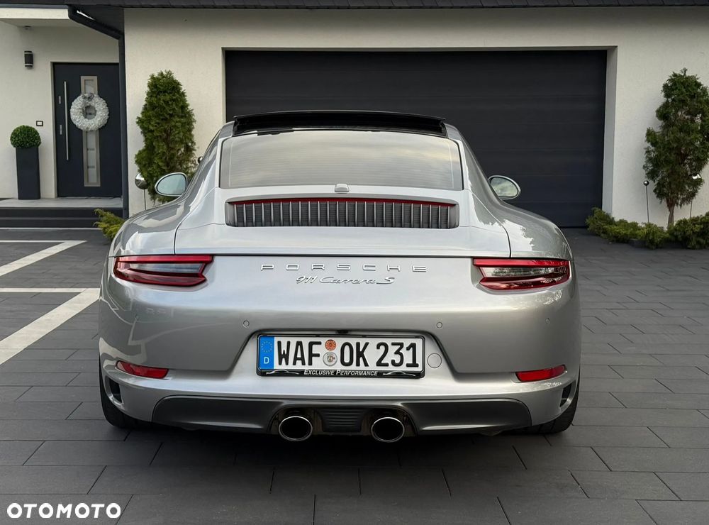 Porsche 911 Carrera S PDK - 13