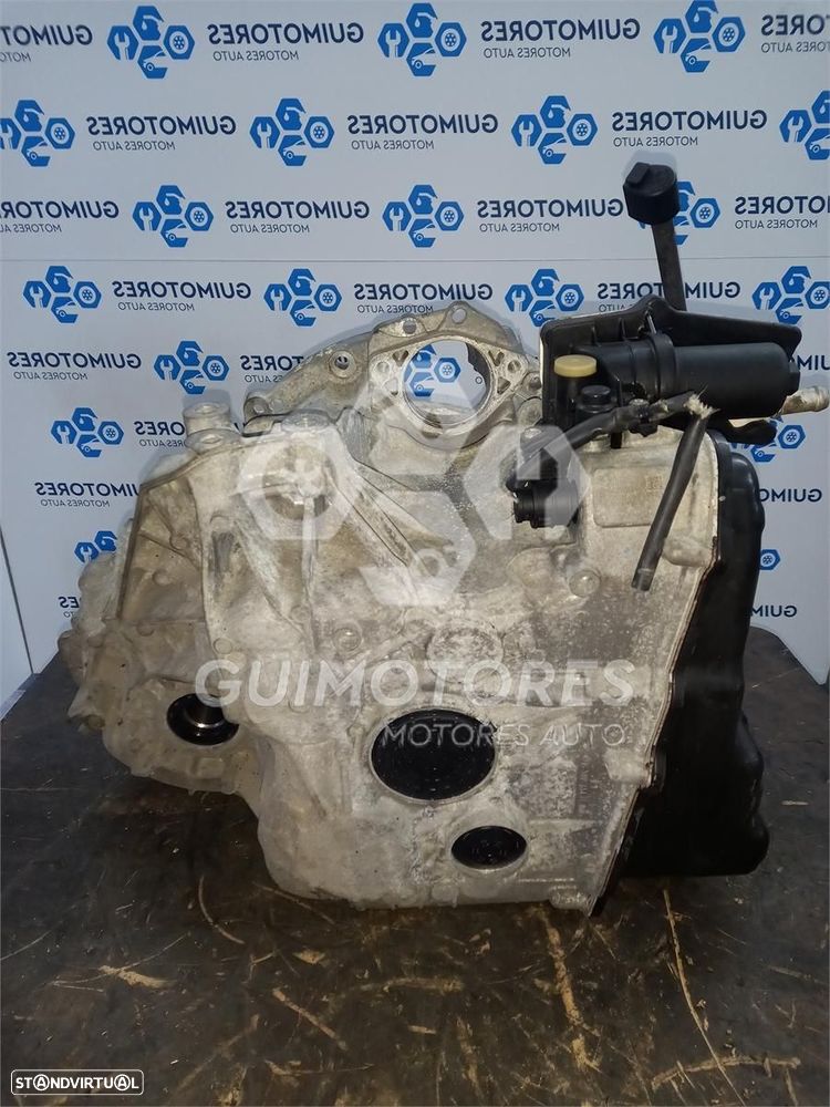 CAIXA VELOCIDADES MERCEDES CLA 180 1.6 122CV, REF: A2465010101 - MANUAL 6V