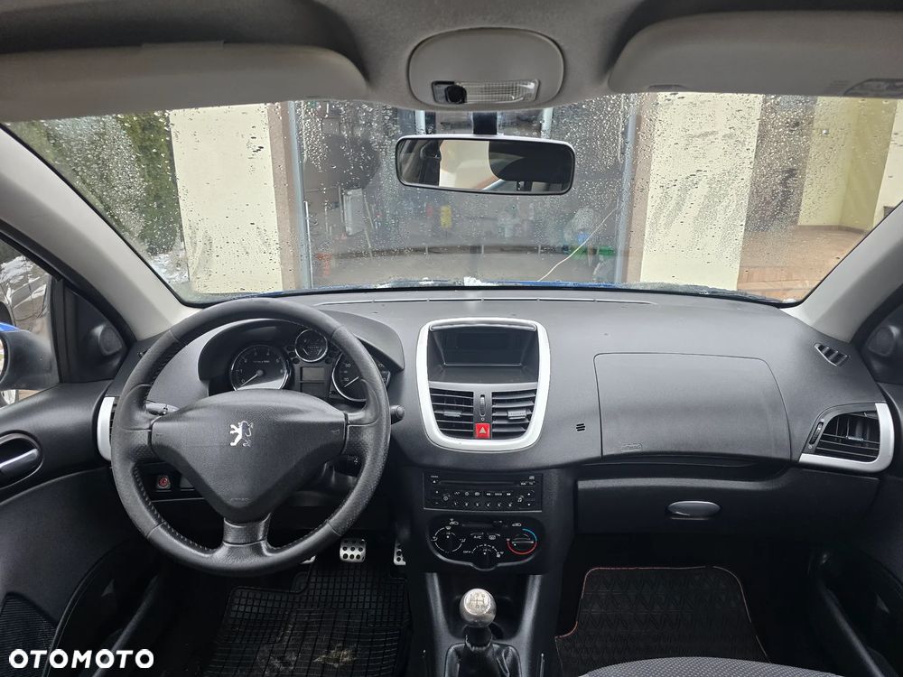 Peugeot 206 plus 75 Street Racing - 5