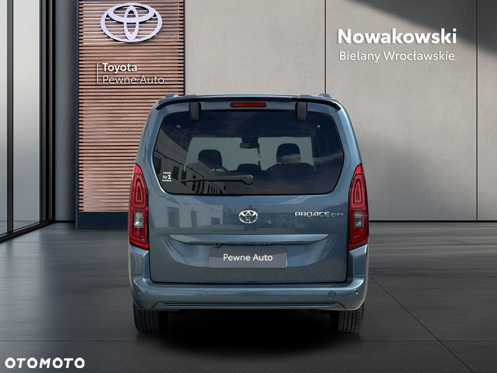 Toyota Proace City Verso Long 1.2 D-4T Family - 5