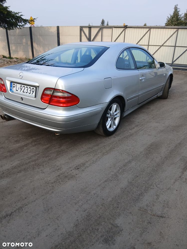 Mercedes-Benz CLK 320 - 5