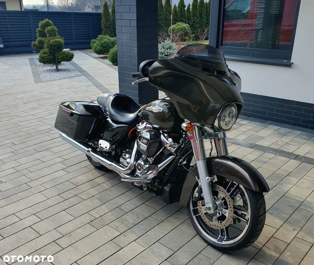 Harley-Davidson Touring Street Glide - 5