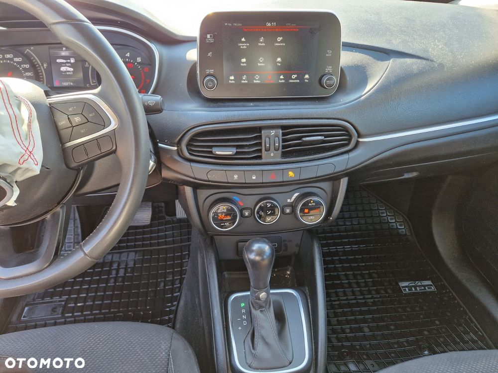 Fiat Tipo 1.6 E-Torq 16v Easy - 16