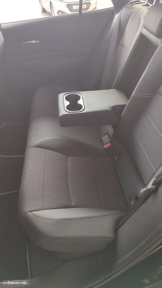 Toyota Corolla Touring Sports 1.8 Hybrid Comfort Plus - 3