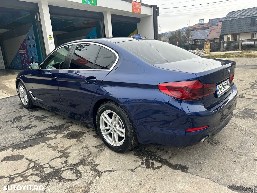 BMW Seria 5 520d Aut. Sport Line - 17