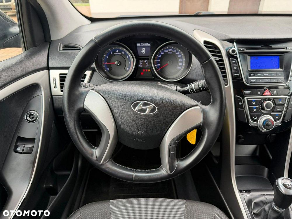 Hyundai i30 1.6 Comfort - 5