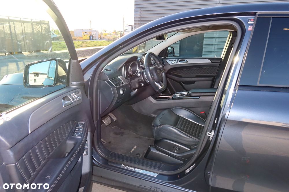 Mercedes-Benz GLE 350 d 4Matic 9G-TRONIC AMG Line - 9