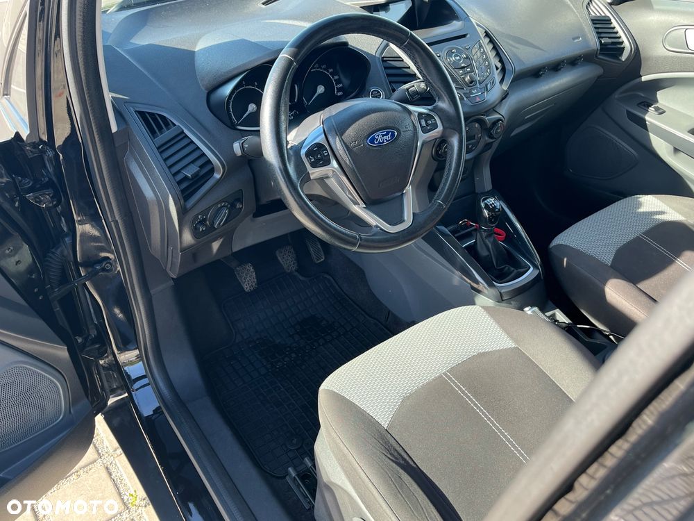 Ford EcoSport - 26