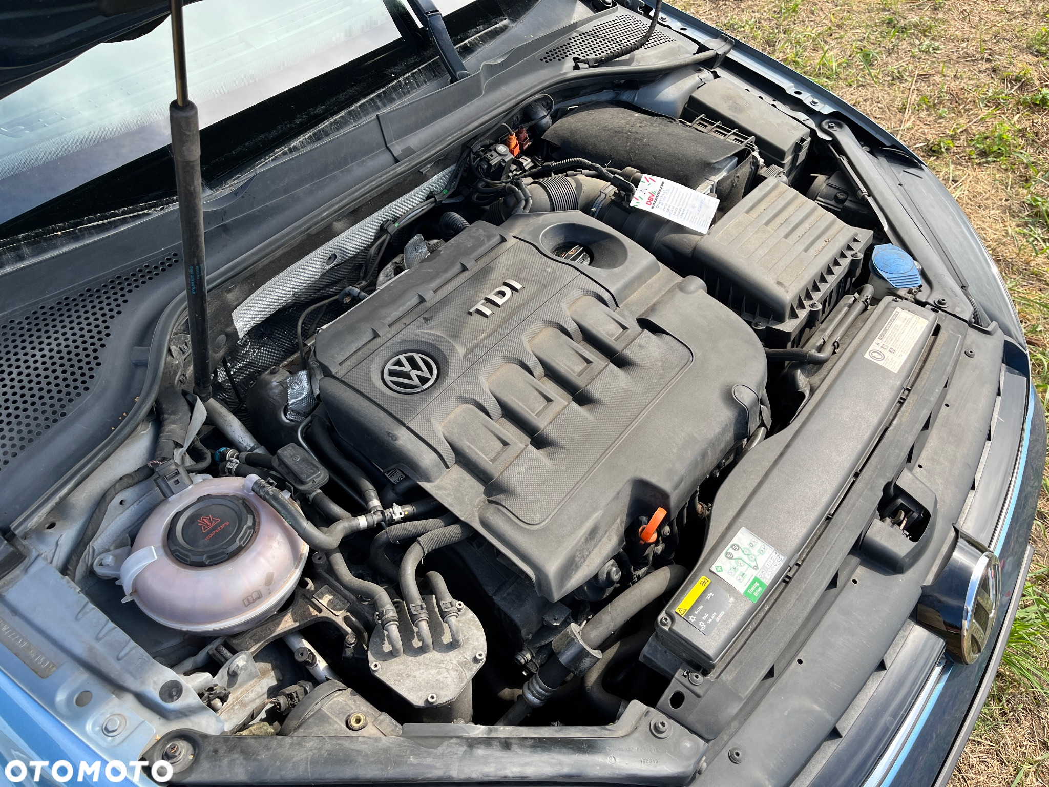 Volkswagen Golf 2.0 TDI (BlueMotion Technology) DSG Comfortline - 36