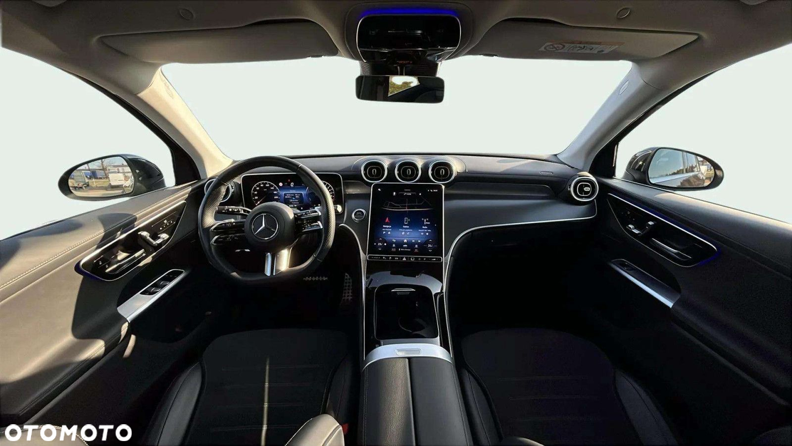 Mercedes-Benz GLC - 11