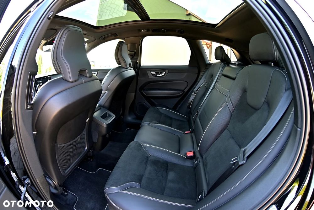 Volvo XC 60 T5 R-Design - 23